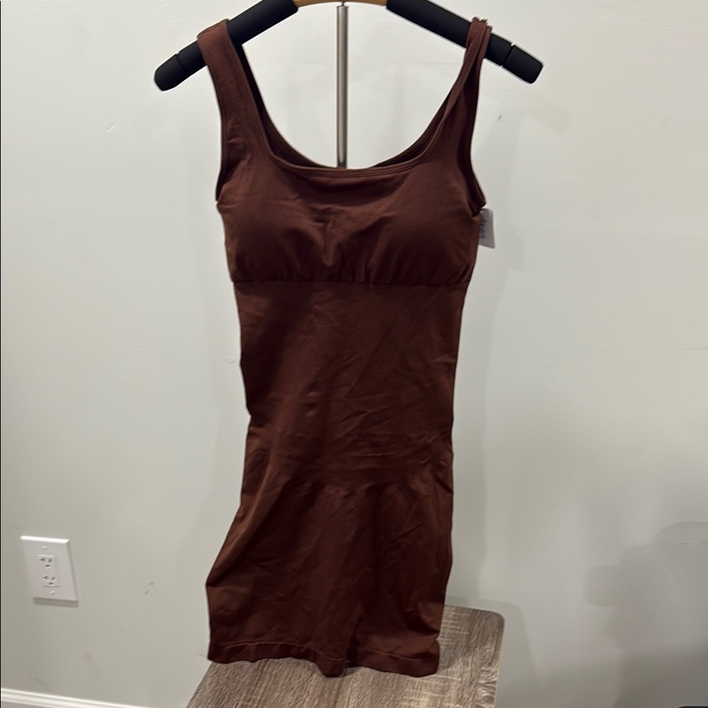 Women's Brown Sleeveless Dress - Picture 2 of 9